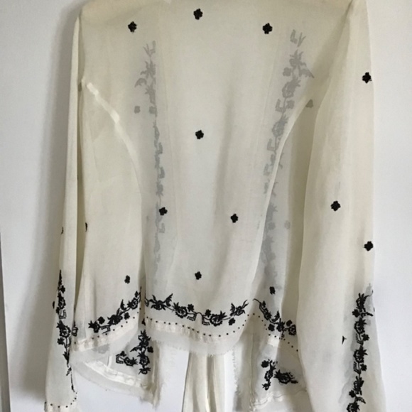 Emma James Sheer Light Cream Black Embroidery Floral Wrap Sweater Top - Picture 3 of 8
